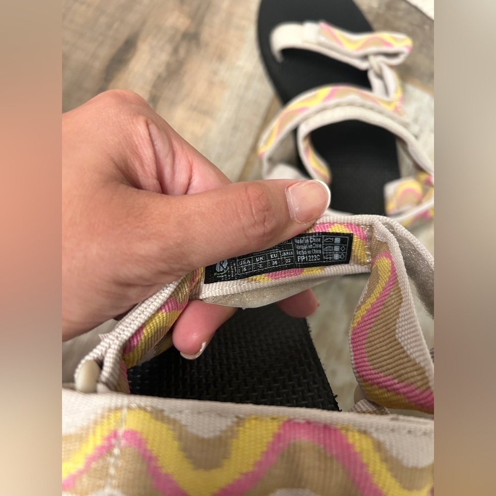 Teva Original Universal Tye Dye Sorbet Pink Sandals - Picture 4 of 5